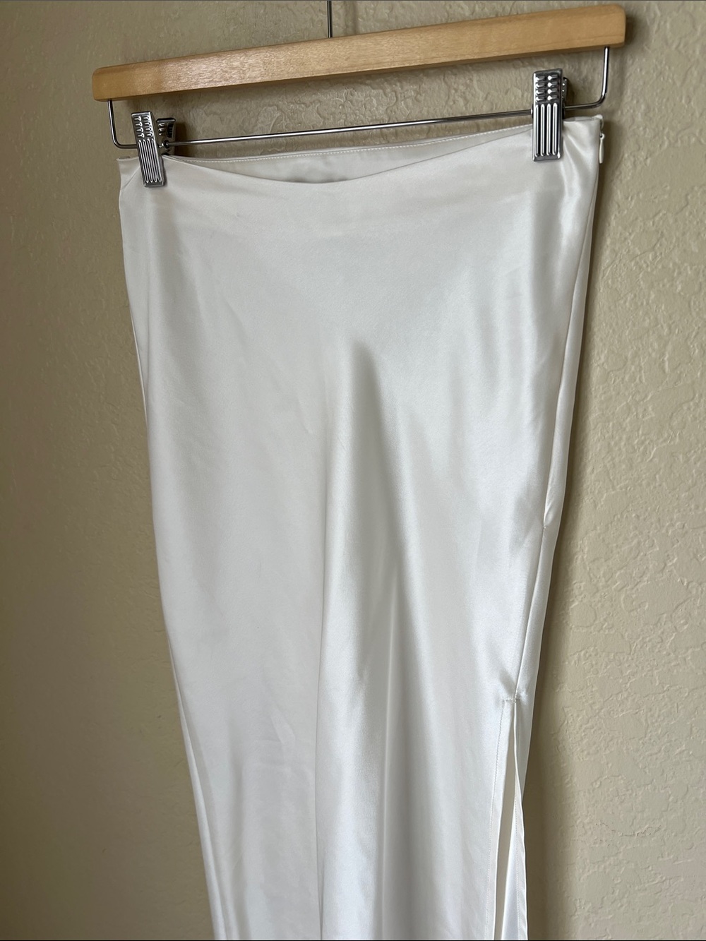 ELEH satin pearl white midi slip skirt - Picture 3 of 9